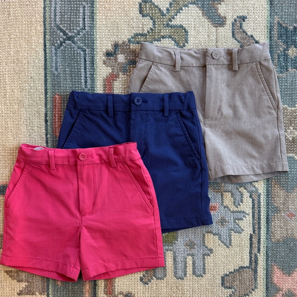 3 Vineyard Vines Performance Shorts Shorts Trio - Nantucket Red, cadet Navy, Tan